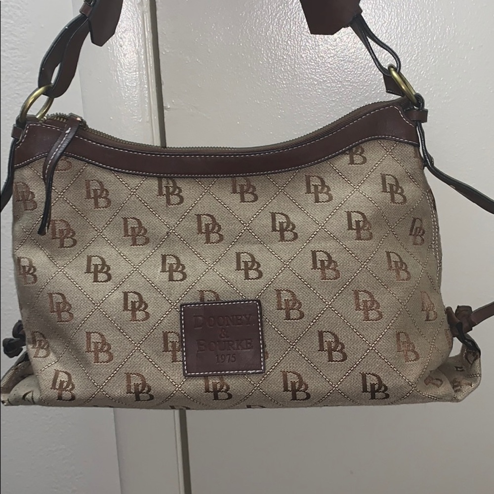 Dooney & Bourke purse